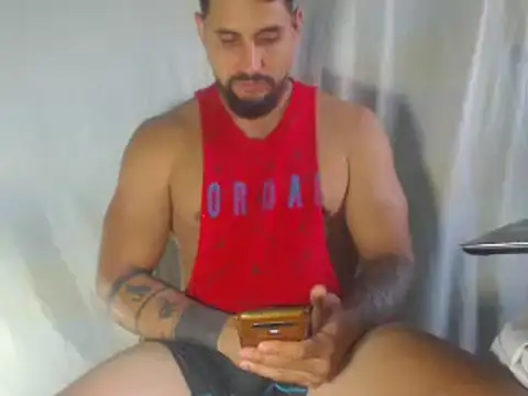 Snapshot of sebasx412 chatting on 9, 9, 2025 sebasx412 online show from 9, 9, 2025