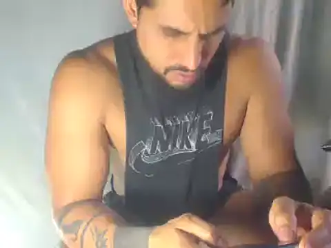 Snapshot of sebasx412 chatting on 10, 10, 2025 sebasx412 online show from 10, 10, 2025