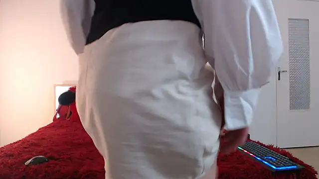 Crystal-dreamt online show from 6, 1, 2025