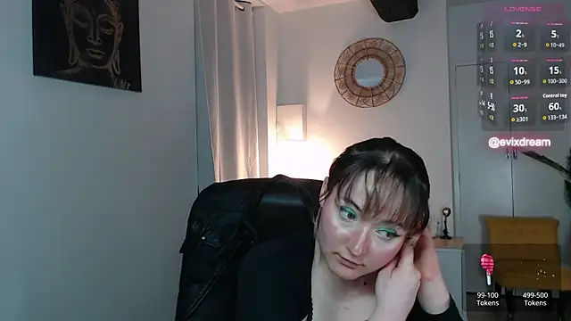 Crystal-dreamt online show from 17, 4, 2026