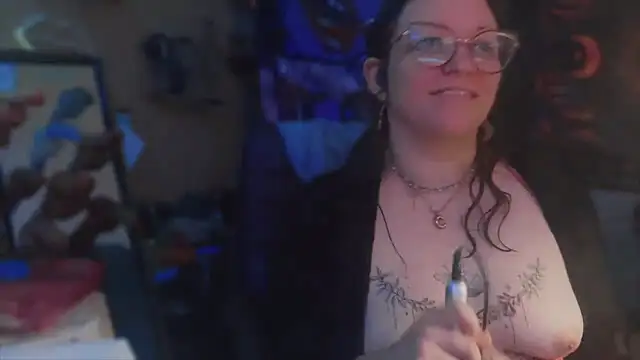 Snapshot of spunlikecottoncandy chatting on 14, 11, 2025 spunlikecottoncandy online show from 14, 11, 2025