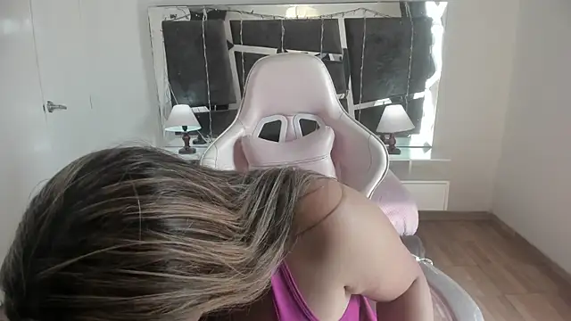 Snapshot of victoria_rosse520 chatting on 15, 3, 2025 victoria rosse520 online show from 15, 3, 2025