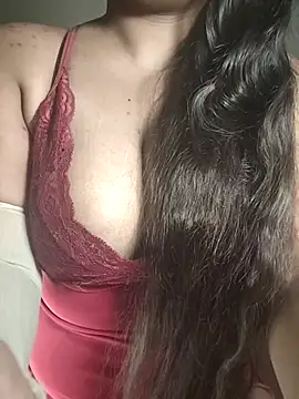 Snapshot of Hurrem_02 chatting on 28, 11, 2025 Hurrem 02 online show from 28, 11, 2025