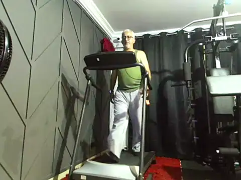 Snapshot of cenizo10124 chatting on 2, 11, 2025 cenizo10124 online show from 2, 11, 2025