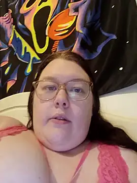 Sexycurvyemilyy online show from 16, 12, 2025