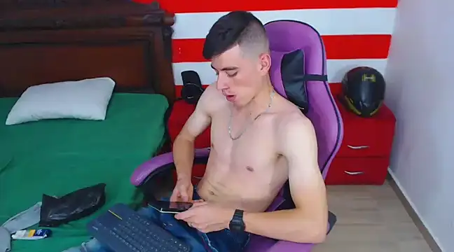 Snapshot of DEIBY_BABY chatting on 5, 12, 2024 DEIBY BABY online show from 5, 12, 2024