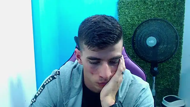 Snapshot of DEIBY_BABY chatting on 29, 12, 2024 DEIBY BABY online show from 29, 12, 2024