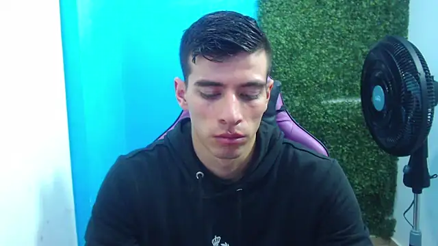 Snapshot of DEIBY_BABY chatting on 9, 1, 2025 DEIBY BABY online show from 9, 1, 2025