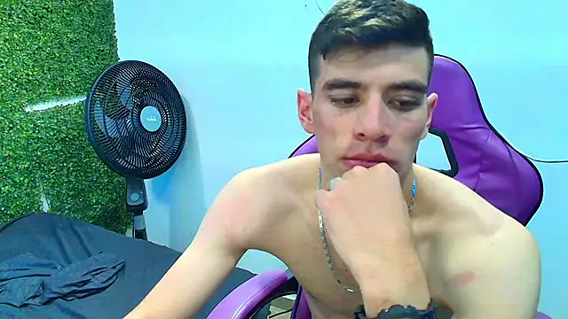 Snapshot of DEIBY_BABY chatting on 19, 1, 2025 DEIBY BABY online show from 19, 1, 2025