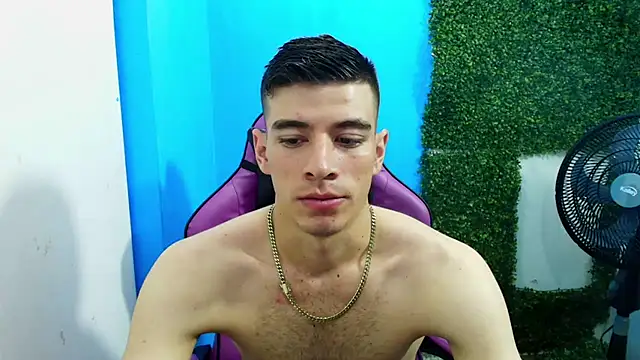 Snapshot of DEIBY_BABY chatting on 27, 1, 2025 DEIBY BABY online show from 27, 1, 2025