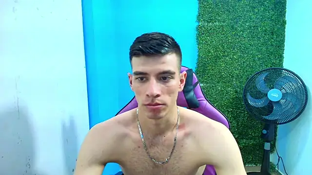 Snapshot of DEIBY_BABY chatting on 31, 1, 2025 DEIBY BABY online show from 31, 1, 2025