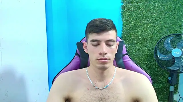 Snapshot of DEIBY_BABY chatting on 5, 2, 2025 DEIBY BABY online show from 5, 2, 2025