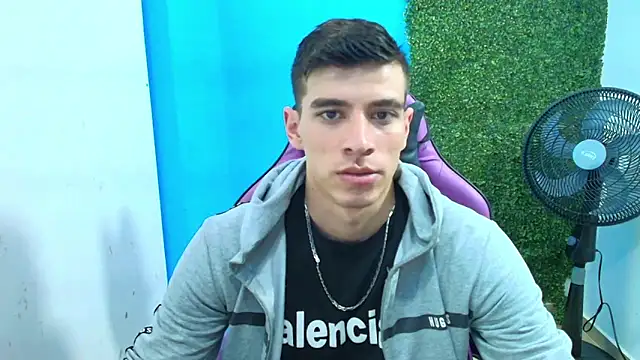 Snapshot of DEIBY_BABY chatting on 7, 2, 2025 DEIBY BABY online show from 7, 2, 2025