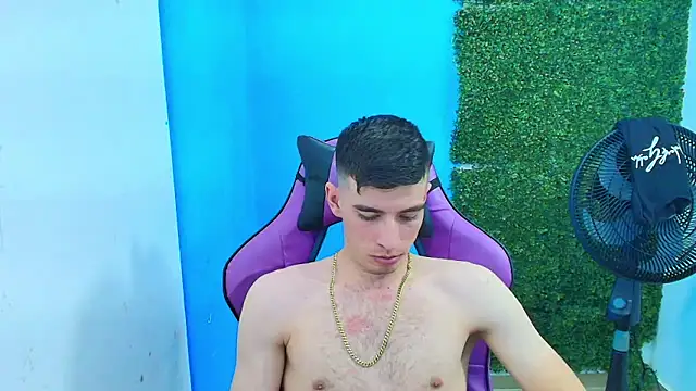 Snapshot of DEIBY_BABY chatting on 11, 2, 2025 DEIBY BABY online show from 11, 2, 2025