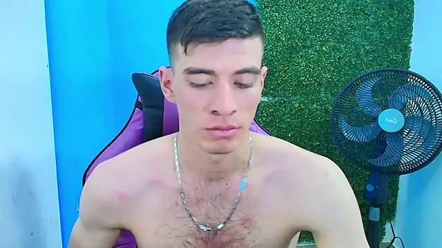 Snapshot of DEIBY_BABY chatting on 14, 2, 2025 DEIBY BABY online show from 14, 2, 2025