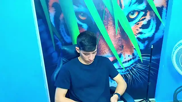 Snapshot of DEIBY_BABY chatting on 19, 9, 2025 DEIBY BABY online show from 19, 9, 2025