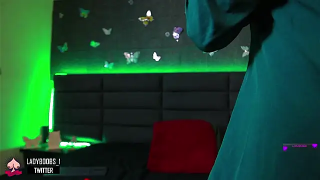 Snapshot of kathieandpovcock1 chatting on 3, 1, 2025 kathieandpovcock1 online show from 3, 1, 2025