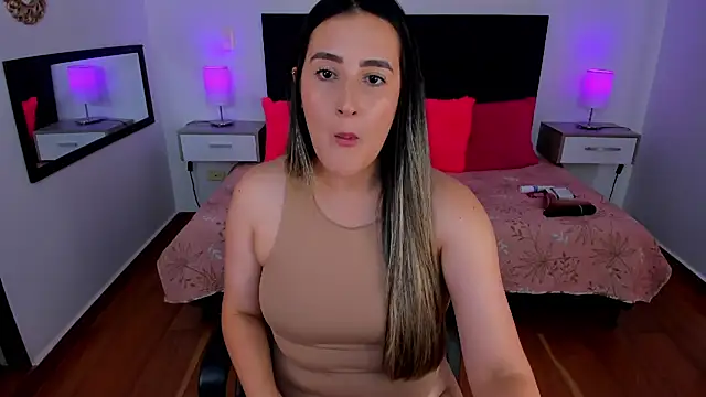 Hanna86 online show from 8, 10, 2025