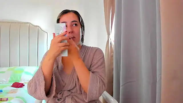Snapshot of Hanna86 chatting on 25, 6, 2026 Hanna86 online show from 25, 6, 2026