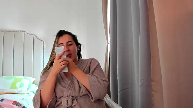 Snapshot of Hanna86 chatting on 30, 6, 2026 Hanna86 online show from 30, 6, 2026