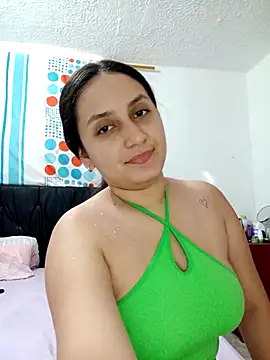 Snapshot of Angeelus2 chatting on 7, 2, 2025 Angeelus2 online show from 7, 2, 2025