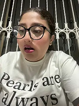 croftsmila online show from 11, 4, 2026