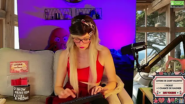 Kittychatte online show from 2, 3, 2026