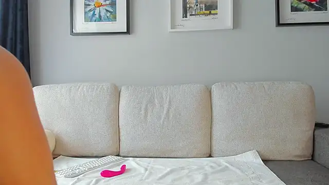 bellahot77 online show from 16, 2, 2025