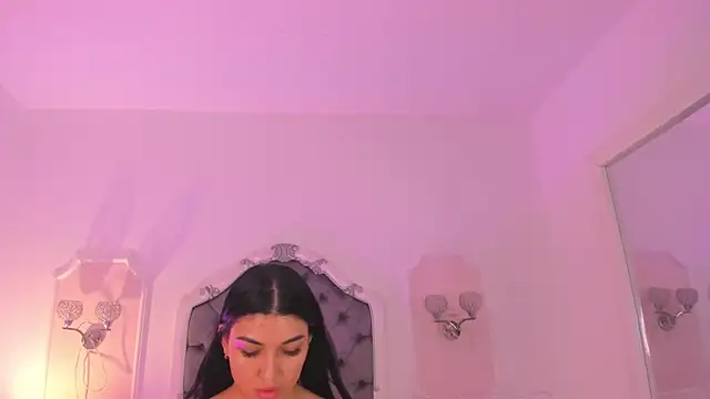 Snapshot of _brenda_becker chatting on 3, 10, 2025 brenda becker online show from 3, 10, 2025