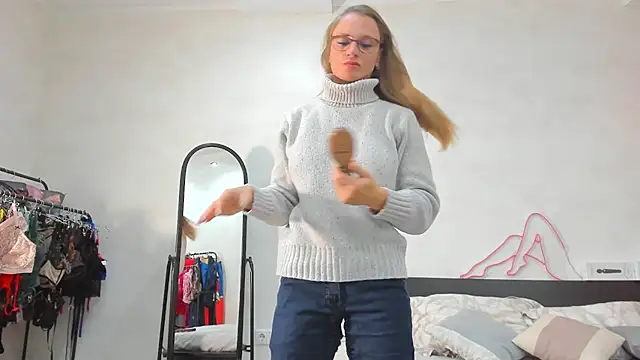 Snapshot of Milf_Tea chatting on 14, 3, 2025 Milf Tea online show from 14, 3, 2025