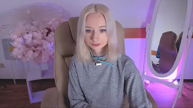 Katia Kim online show from 15, 11, 2025