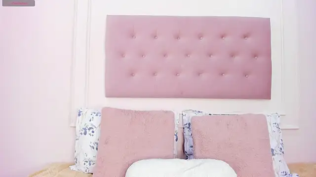 Snapshot of Madiison_Cooper chatting on 25, 1, 2025 Madiison Cooper online show from 25, 1, 2025