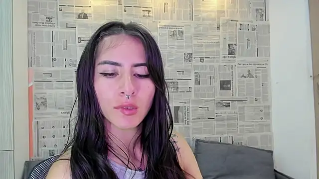 Snapshot of Mhelanny2 chatting on 30, 12, 2024 Mhelanny2 online show from 30, 12, 2024