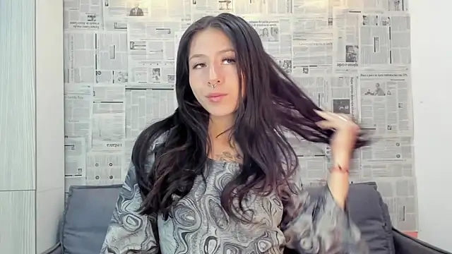 Snapshot of Mhelanny2 chatting on 24, 1, 2025 Mhelanny2 online show from 24, 1, 2025