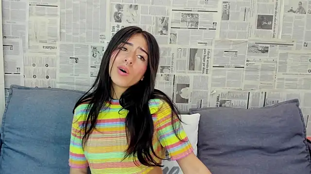 Snapshot of Mhelanny2 chatting on 25, 1, 2025 Mhelanny2 online show from 25, 1, 2025