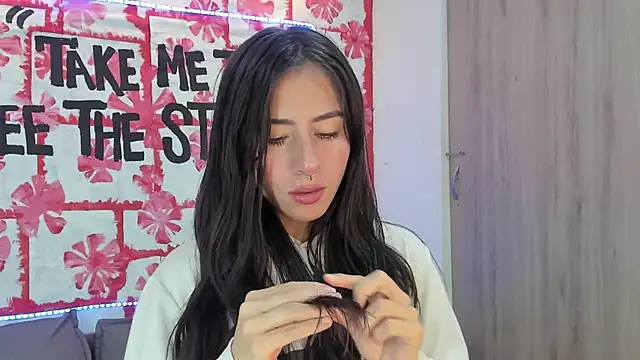 Snapshot of Mhelanny2 chatting on 14, 3, 2025 Mhelanny2 online show from 14, 3, 2025