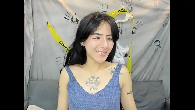 Snapshot of Mhelanny2 chatting on 28, 10, 2025 Mhelanny2 online show from 28, 10, 2025