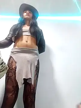 Snapshot of latintransbigcum chatting on 21, 9, 2025 latintransbigcum online show from 21, 9, 2025