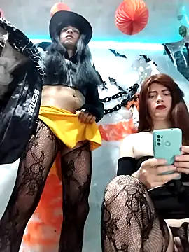 Snapshot of latintransbigcum chatting on 20, 10, 2025 latintransbigcum online show from 20, 10, 2025