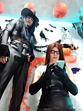 Snapshot of latintransbigcum chatting on 30, 10, 2025 latintransbigcum online show from 30, 10, 2025