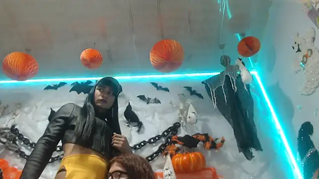 Snapshot of latintransbigcum chatting on 24, 11, 2025 latintransbigcum online show from 24, 11, 2025