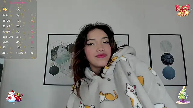 Snapshot of cristal__hot_1 chatting on 21, 12, 2024 cristal hot 1 online show from 21, 12, 2024