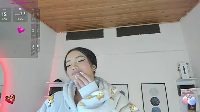 Snapshot of cristal__hot_1 chatting on 10, 2, 2025 cristal hot 1 online show from 10, 2, 2025