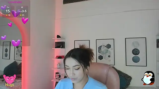 Snapshot of cristal__hot_1 chatting on 16, 2, 2025 cristal hot 1 online show from 16, 2, 2025