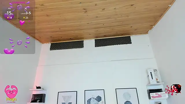 Snapshot of cristal__hot_1 chatting on 24, 2, 2025 cristal hot 1 online show from 24, 2, 2025