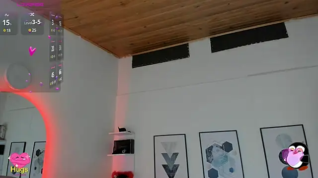 Snapshot of cristal__hot_1 chatting on 24, 2, 2025 cristal hot 1 online show from 24, 2, 2025