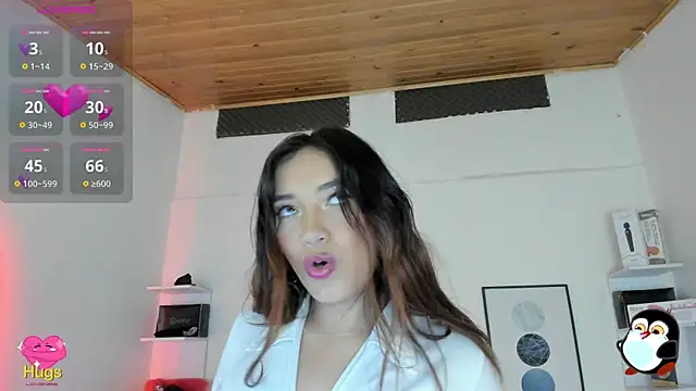 Snapshot of cristal__hot_1 chatting on 2, 3, 2025 cristal hot 1 online show from 2, 3, 2025