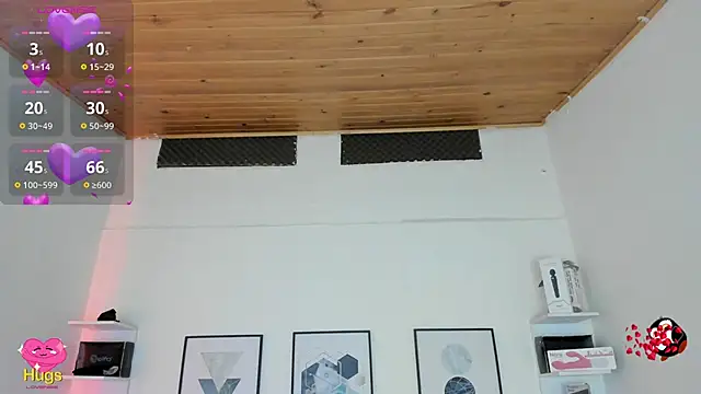 Snapshot of cristal__hot_1 chatting on 3, 3, 2025 cristal hot 1 online show from 3, 3, 2025