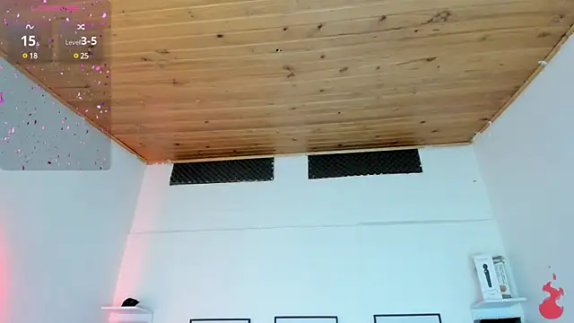 Snapshot of cristal__hot_1 chatting on 9, 3, 2025 cristal hot 1 online show from 9, 3, 2025