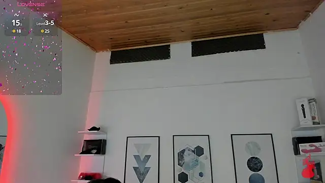 Snapshot of cristal__hot_1 chatting on 15, 3, 2025 cristal hot 1 online show from 15, 3, 2025